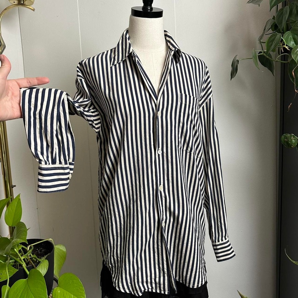 Ann Taylor Silk Striped Button Up Shirt Navy White Oversized Long Sleeve Small